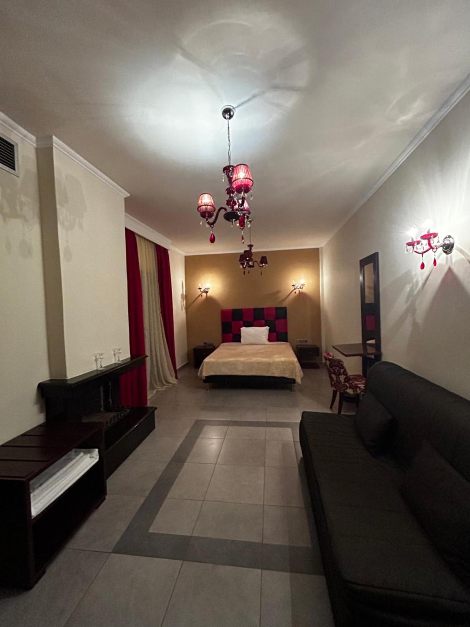Faraggi Hotel 司墓威利 外观 照片