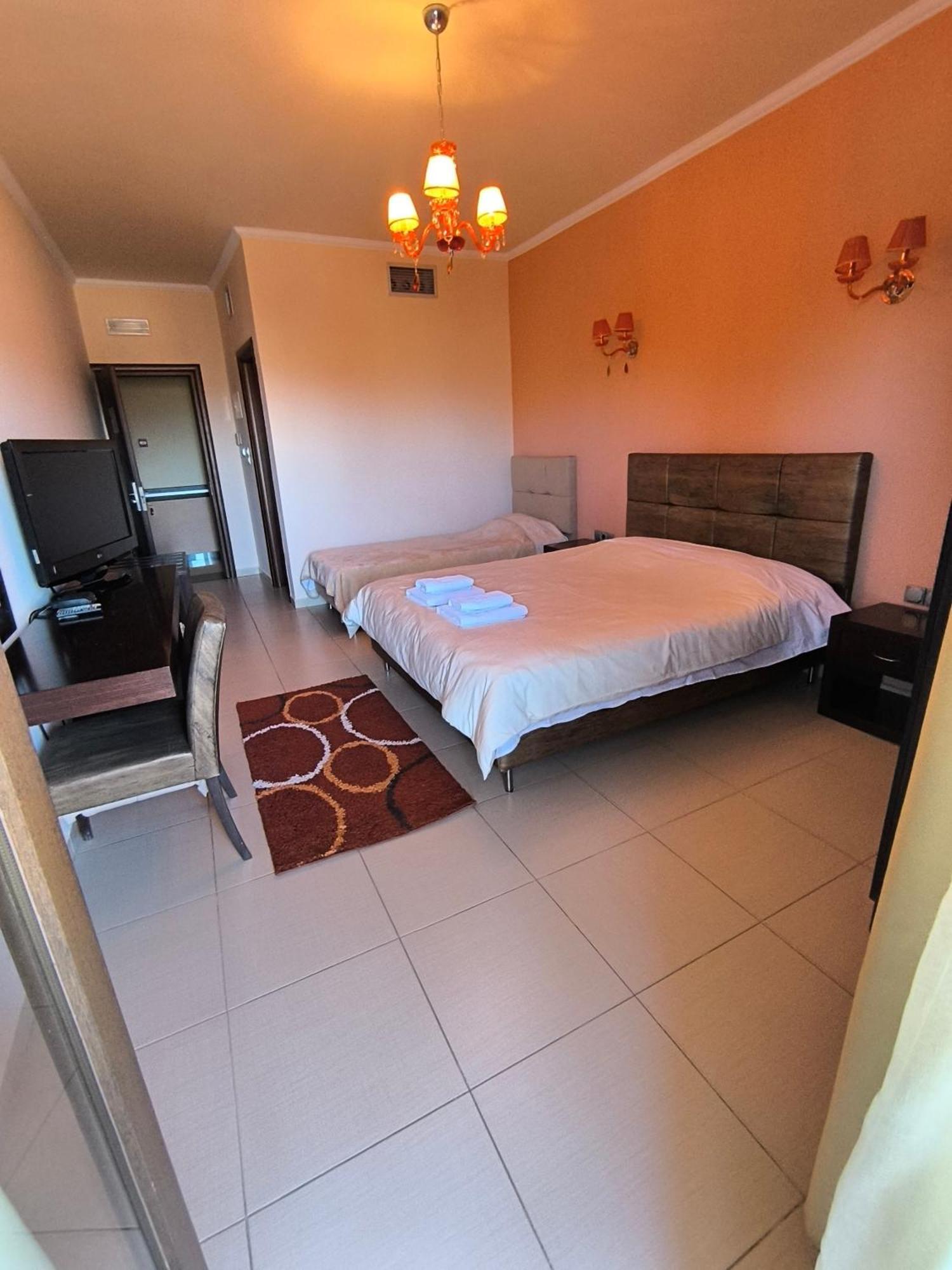 Faraggi Hotel 司墓威利 外观 照片